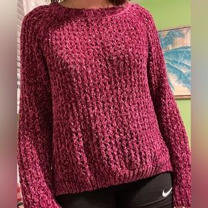 Cupio size small magenta knitted sweater